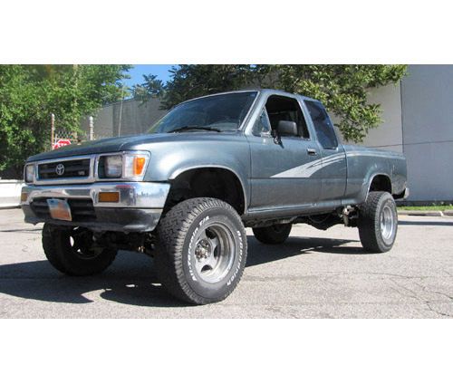 Toyota IFS Pickup & 4Runner 2.5 Front Lift Kit 4WD  