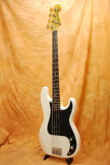 2006 2008 FENDER JAPAN PRECISION BASS PB70 US Olympic White MIJ 