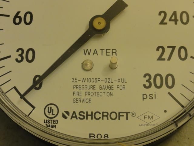   New In box, Ashcroft 35 W1005P 02L XUL Pressure Gauge, 0 300psi  