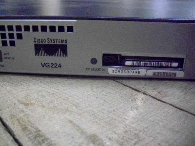 Cisco VG224 Voice Analog Phone Gateway 24 Ports ( 64MB CF Included 