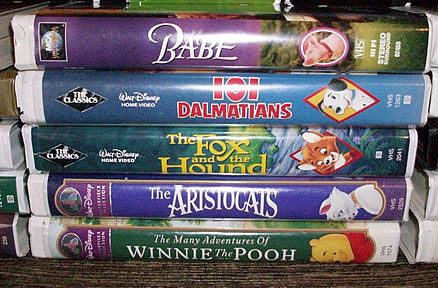 Kids Movie Lot FOX AND THE HOUND 20 VHS Tapes DISNEY  