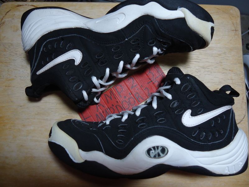 Nike AIR GRILL 9.5 9 1/2 bakin 1997 97 rare vtg og black white gold 