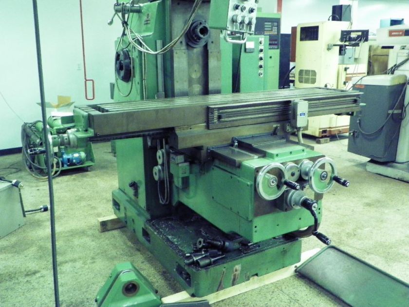 Hitachi Seiki 15KP 105 Plain Horizontal Mill Milling Machine  