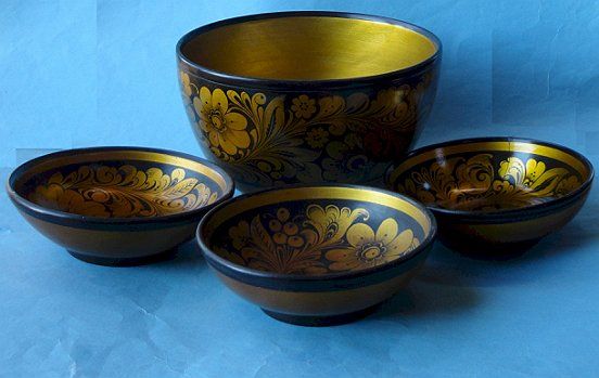 RUSSIAN KHOKHLOMA Signed Lacquer Paint GOLD BLACK LEAF BERRY 4 WOODEN 