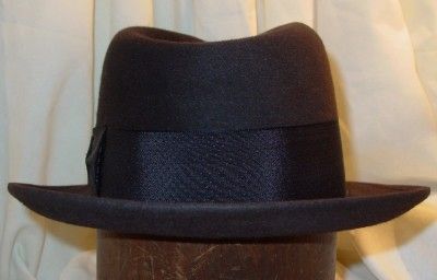   Hat Classic Brown, Black w/ Red Pin Dot Hat Band Size 7 LO  