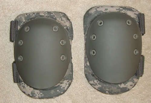   Uniform (ACU) Digital Camouflage Multi Pupose Tactical Knee Pads NEW