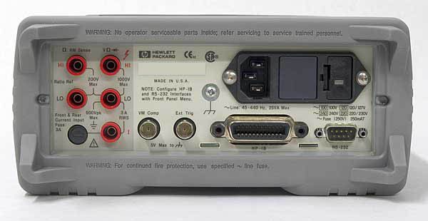 the hp 34401a has both front and rear terminal connections