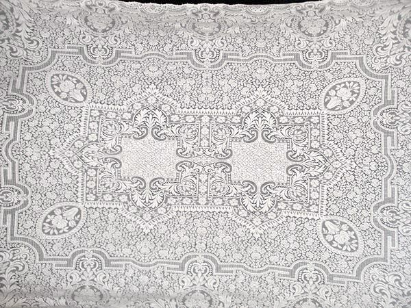   VTG QUAKER LACE CHIC BLOOMING CABBAGE ROSES 90 x 60 SHABBY BOUQUETS