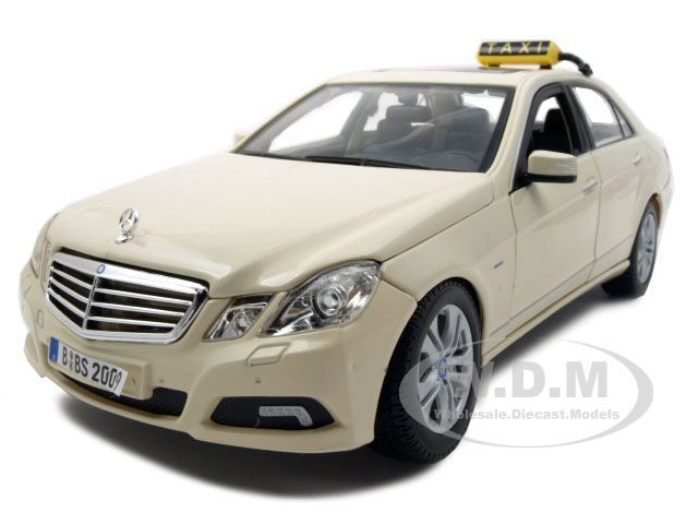 2010 MERCEDES E 350 CLASS GERMAN TAXI 1/18 DIECAST  