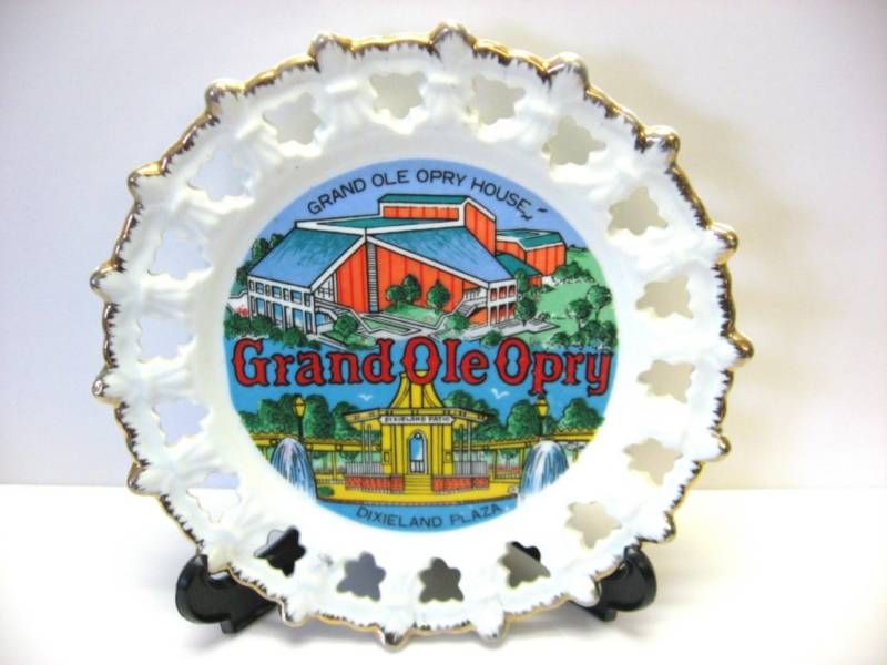 BEAUTIFUL SCOTTY PLATE   GRAND OLE OPRY  