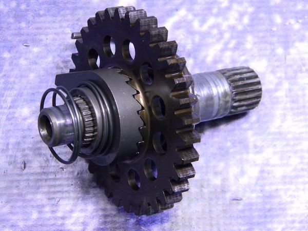 CRF450R KICK STARTER SHAFT GEAR HONDA CRF450R CRF450 START 2004  