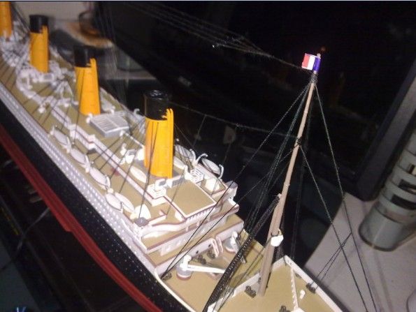 Royal cruise large Titanic ships assembled model 2012 new light 