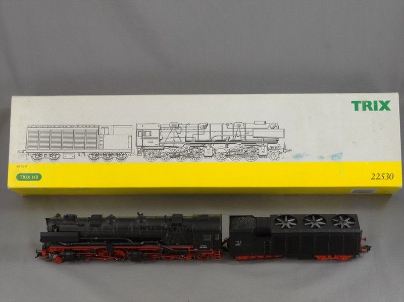   TRAINS   HO SCALE   TRIX 22530 BR 53 K #530003 2 6 8 STEAM LOCOMOTIVE