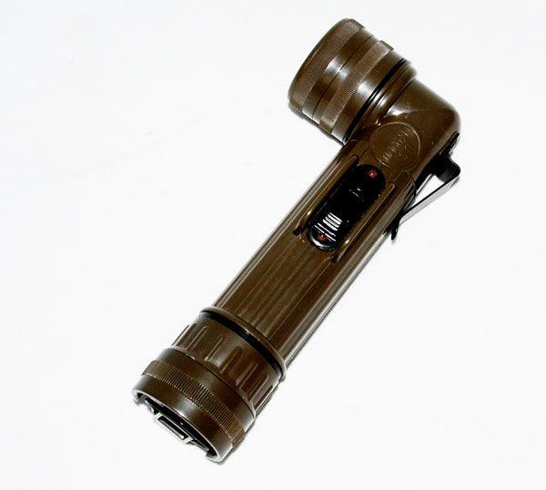 USA MILITARY ANGLEHEAD FLASHLIGHT  3928  