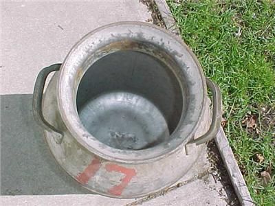 VINTAGE 40 QUART 10 GALLON MILK HAULERS MILK CAN L@@K  