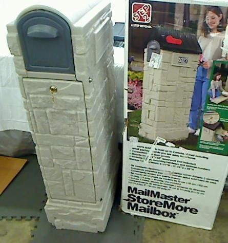 Step2 531700 MailMaster StoreMore Mailbox  