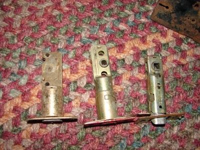 ANTIQUE LOT OF OLD ENTRY DOOR KNOB/LOCKS AND MORE  