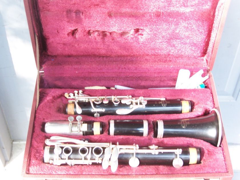 BUFFET Bb E 11 WOOD CLARINET SN 580639  