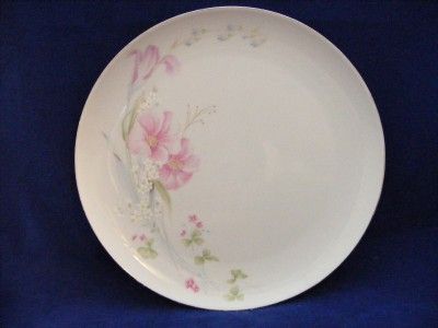 Couture Fine China Pretty Bouquet 8 Plates Mikasa Platinum Trim 