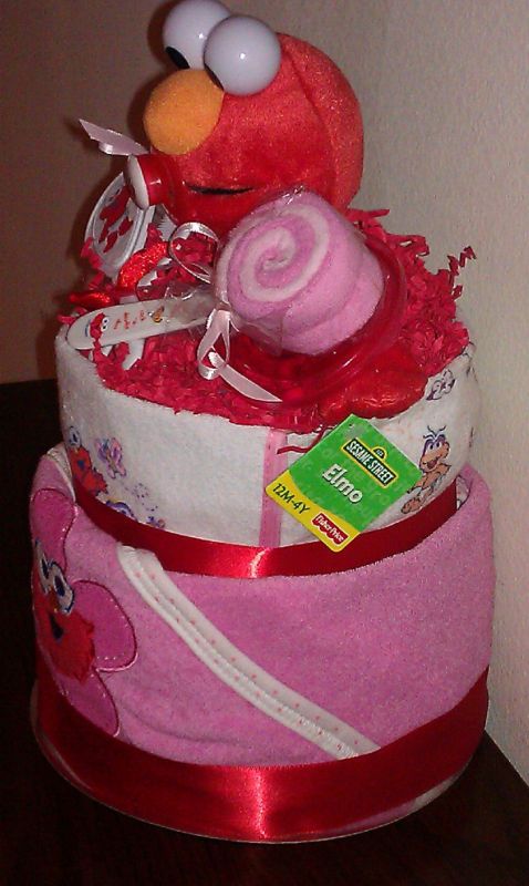 Elmo Diaper Cake by Derus Designs