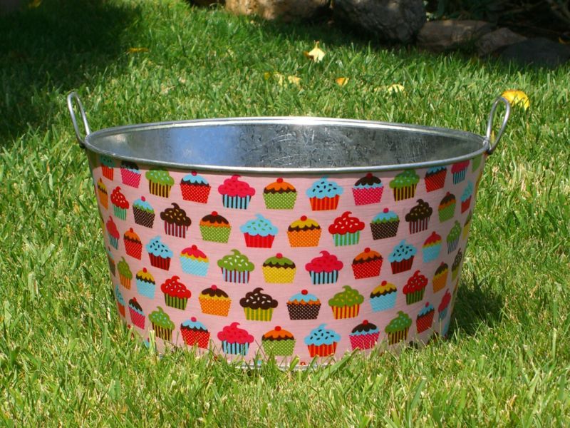 Pink Retro Cupcakes Round Galvanized Birthday Party Tub  