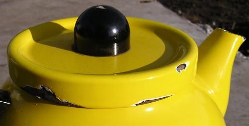 Vintage Round ENAMELWARE TEAPOT Tea Kettle YELLOW  