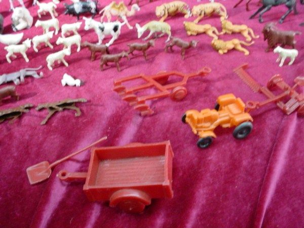   Vintage 1950s PLASTIC ANIMAL TOYS Circus ZOO Barnyard MINIATURE Farm